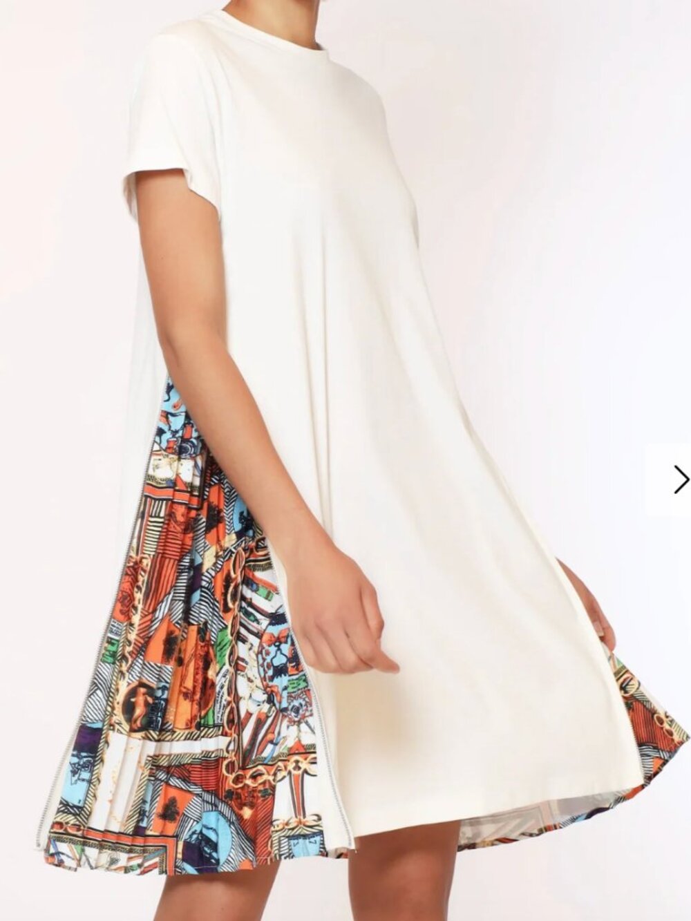 Gracia White Side Zip Shift Dress M Hidden Pleated Scarf Print